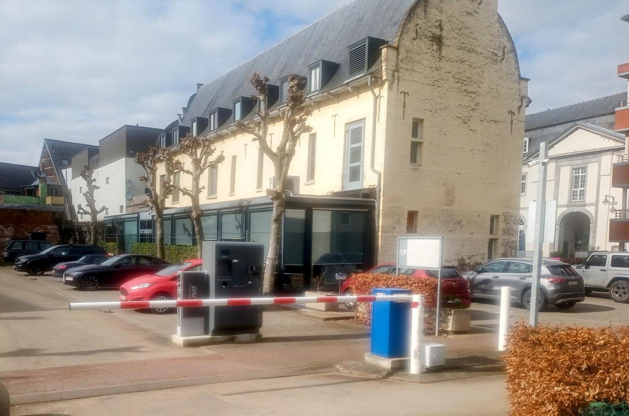 Kolmojen Hotel Sint-Truiden Exterior foto