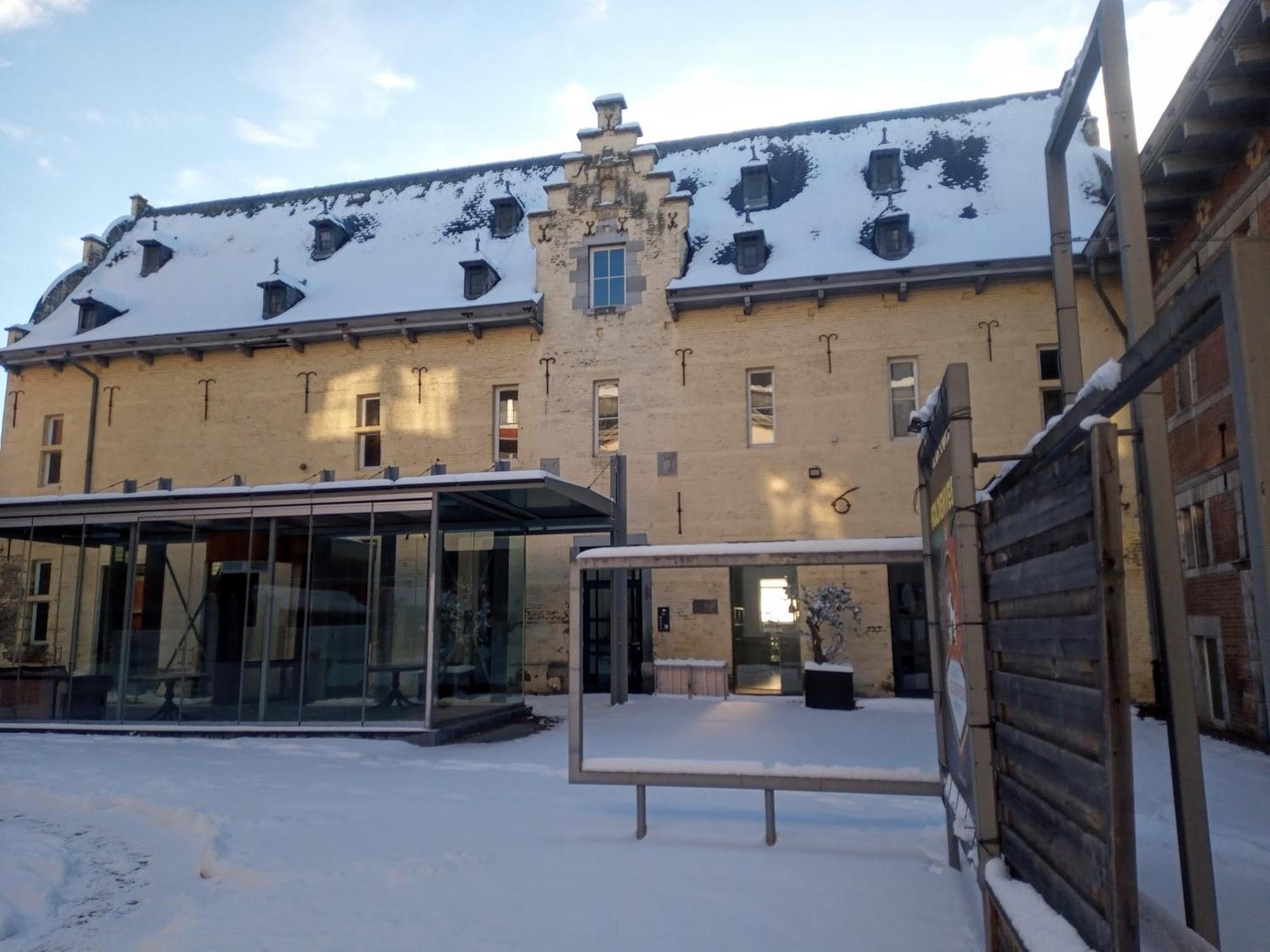 Kolmojen Hotel Sint-Truiden Exterior foto