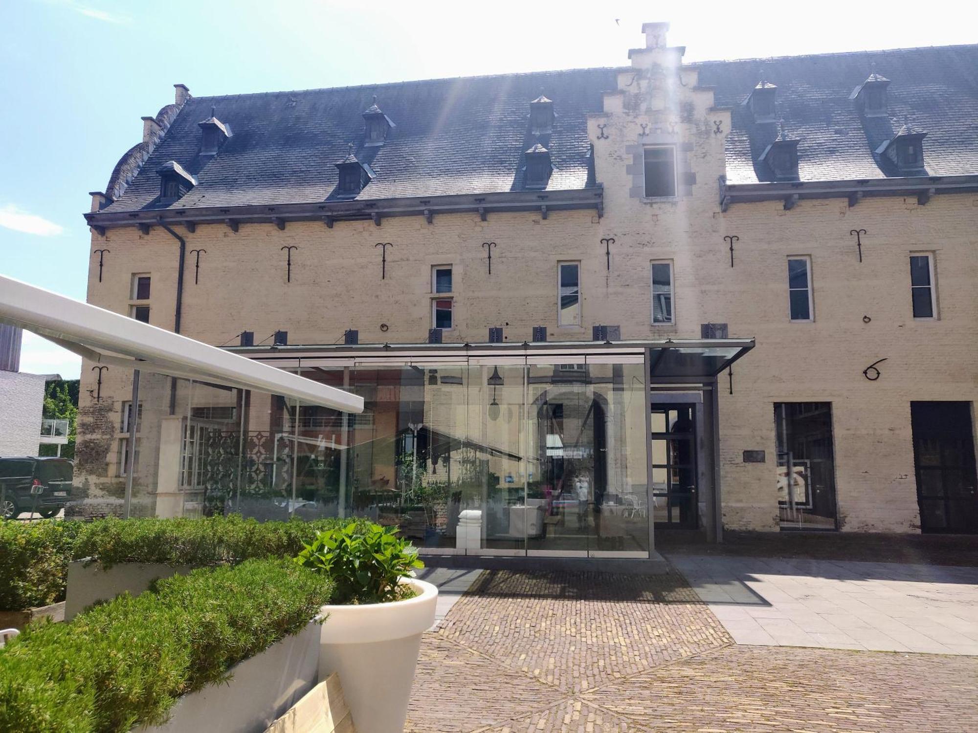 Kolmojen Hotel Sint-Truiden Exterior foto