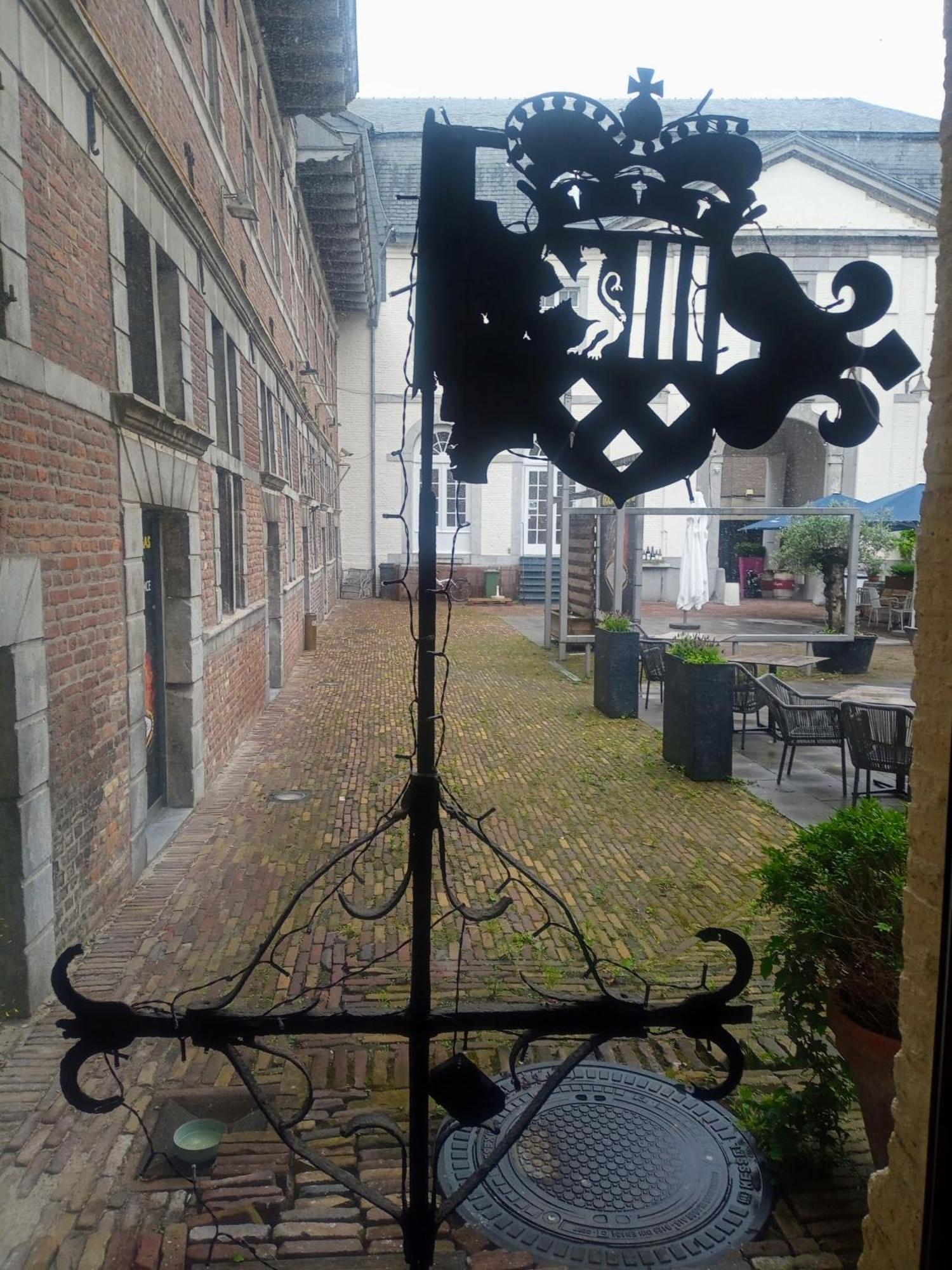 Kolmojen Hotel Sint-Truiden Exterior foto